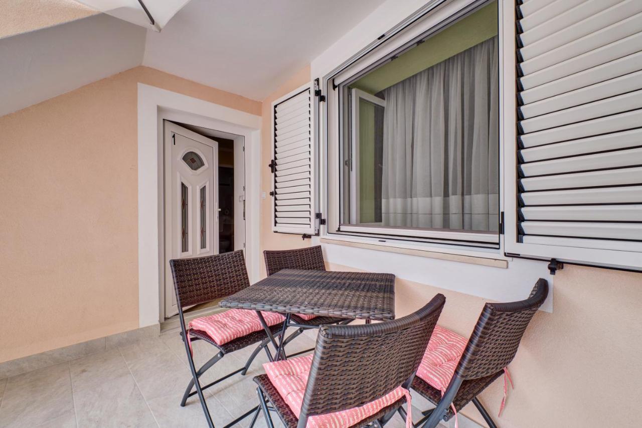 Apartments Ljubica Veli Lošinj Exterior foto