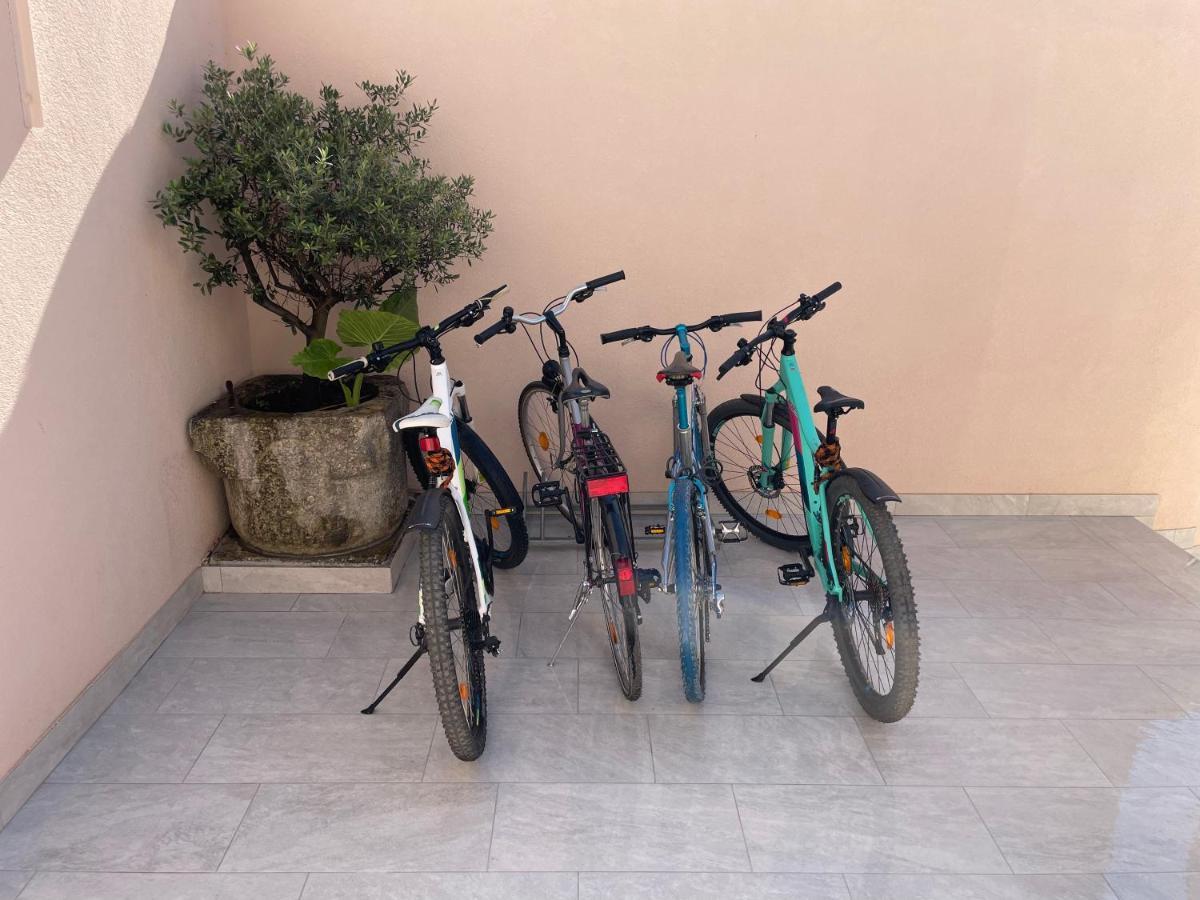 Apartments Ljubica Veli Lošinj Exterior foto